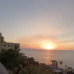 アパート Tramonto Sul Mare 3 トロペーア